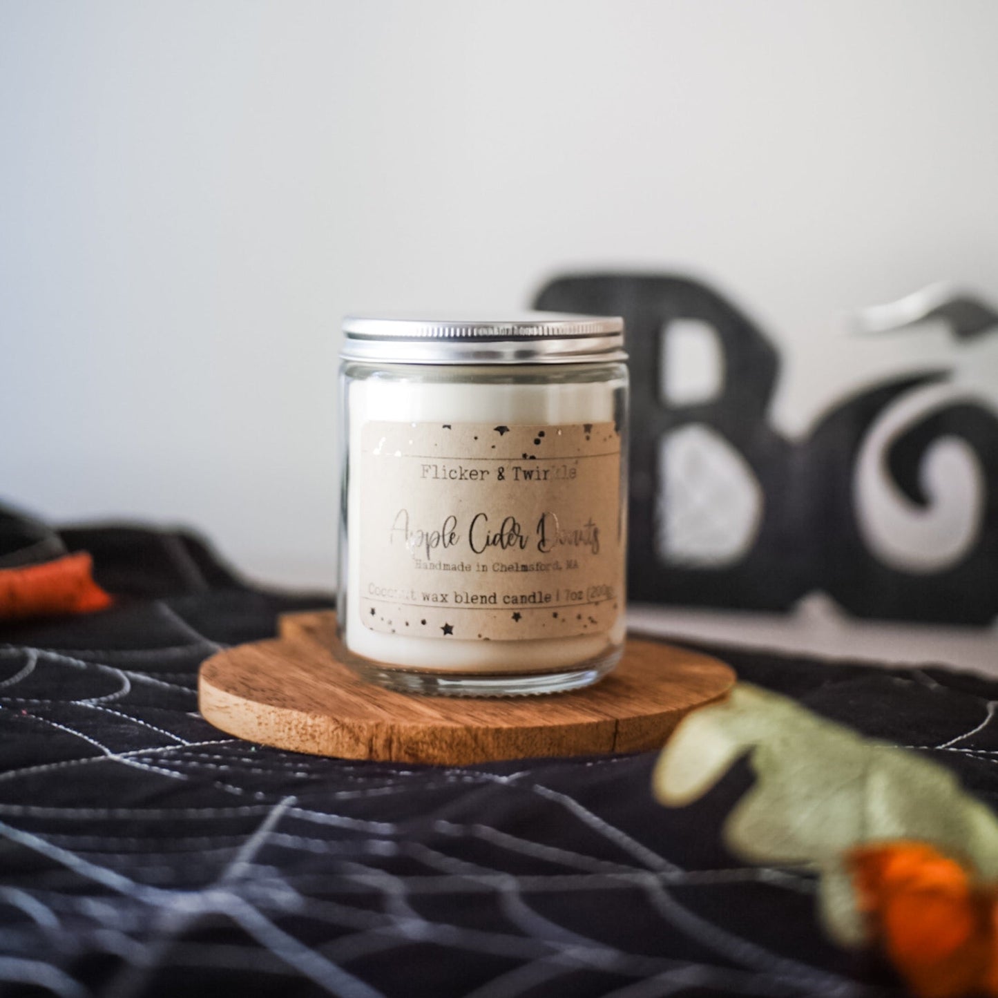 apple cider donut candle