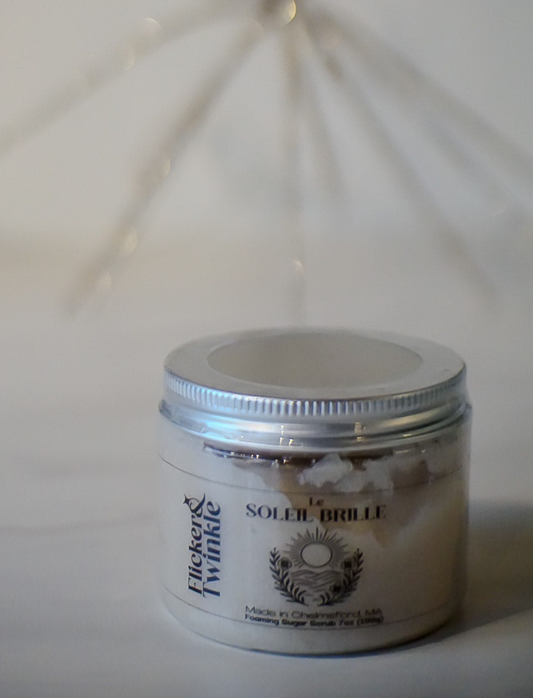 le Soleil brille scented foaming sugar scrub